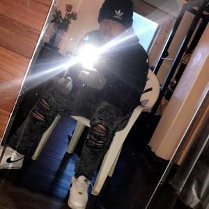 Meet your Posher, Manny